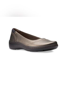 Clarks Women's Cora Liza Metallic Synthetic Color Size 7M